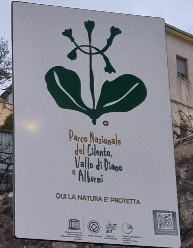 30. Woche: mit dem Zug von Basilikata nach&nbsp;Kampanien